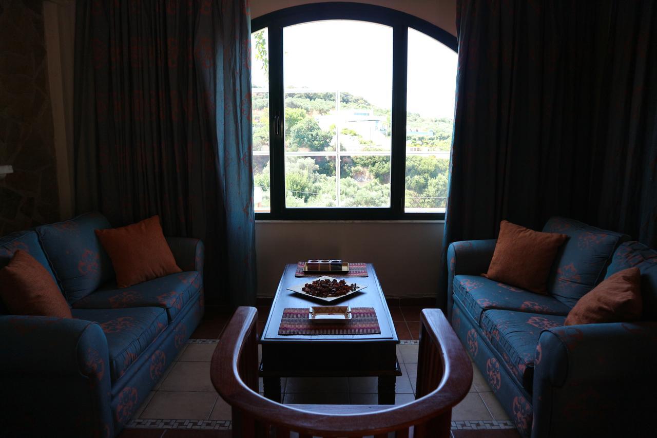 Orsalia Luxury Suites Platanés Exterior photo