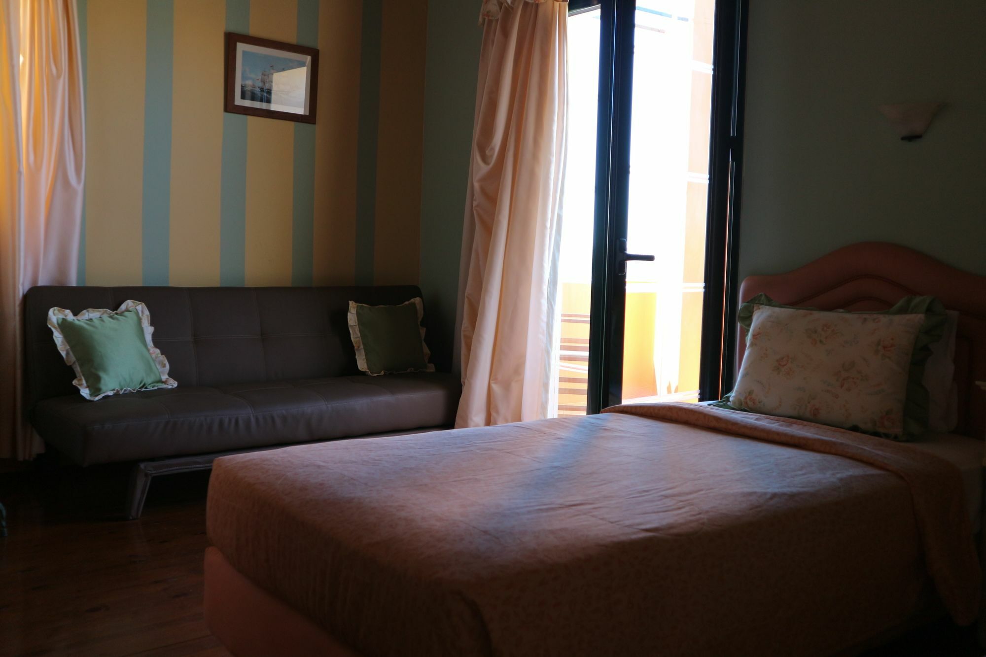 Orsalia Luxury Suites Platanés Exterior photo