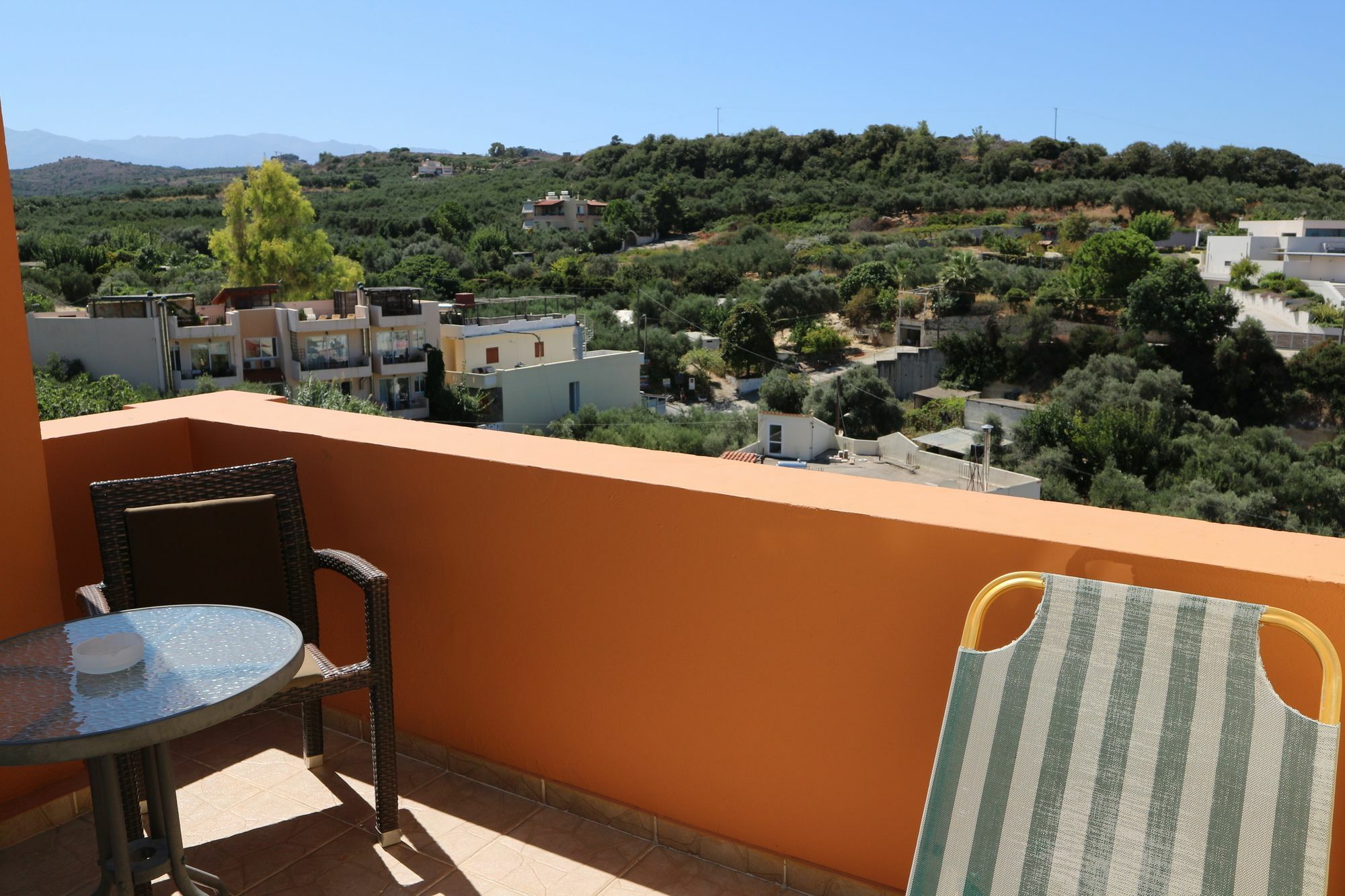 Orsalia Luxury Suites Platanés Exterior photo
