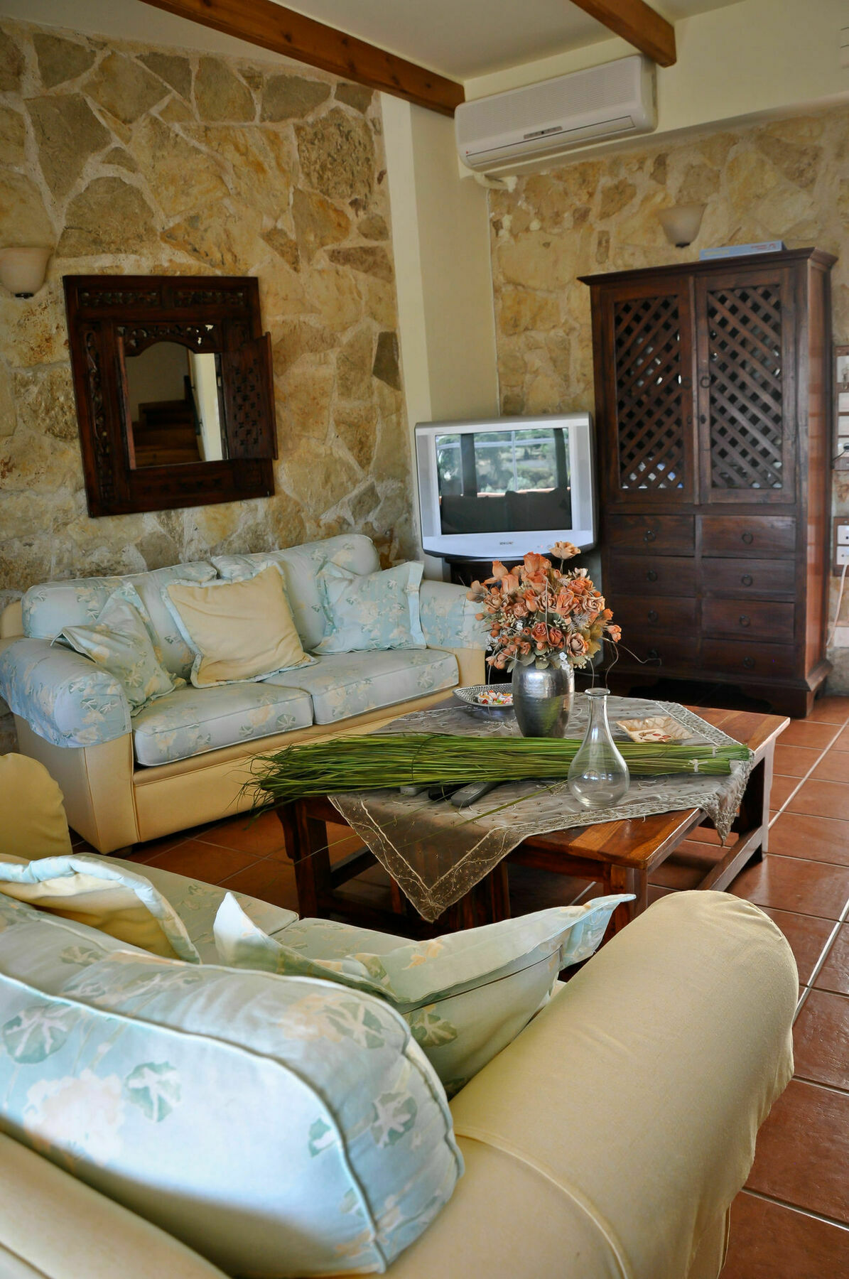 Orsalia Luxury Suites Platanés Exterior photo