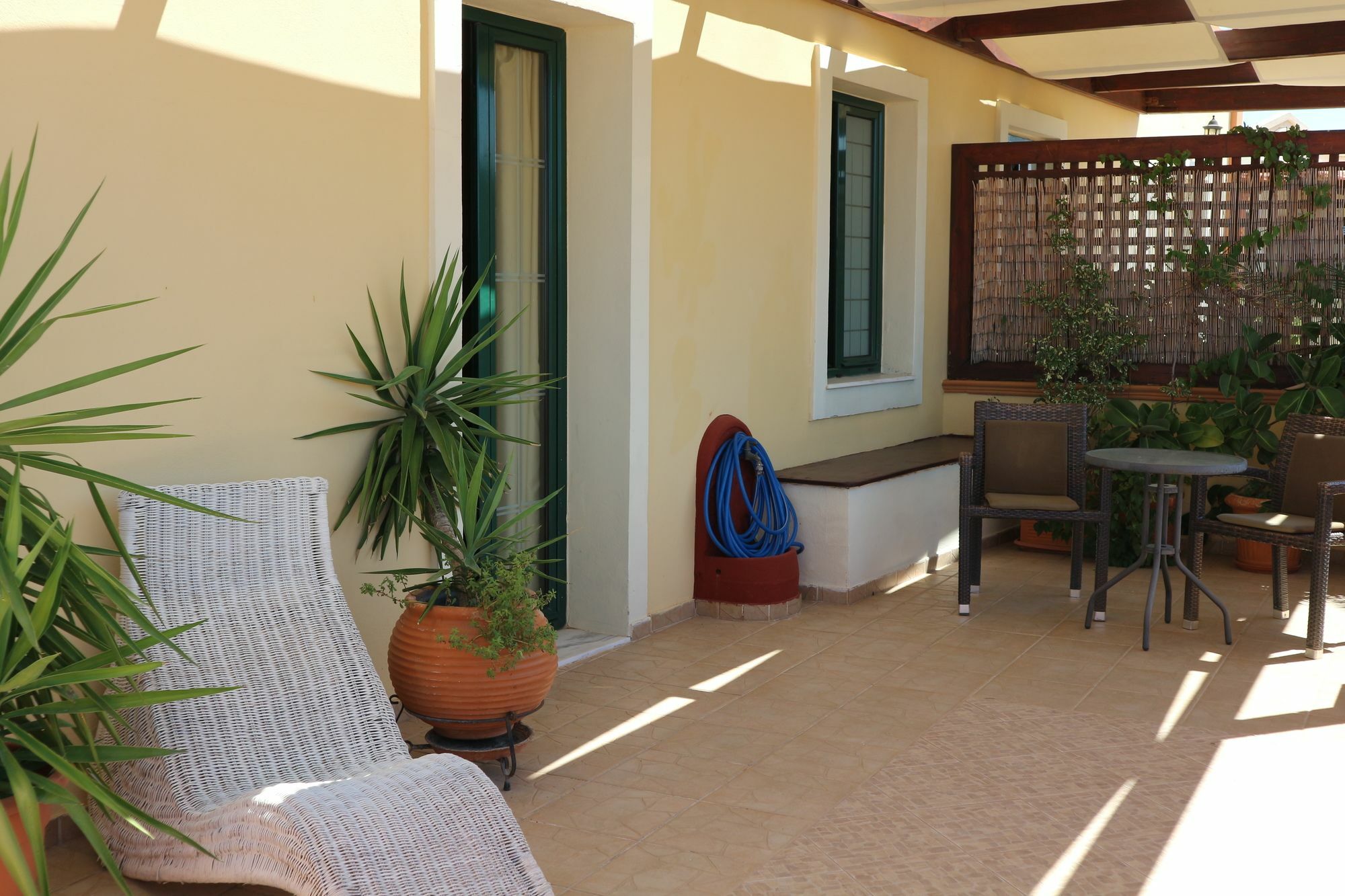 Orsalia Luxury Suites Platanés Exterior photo